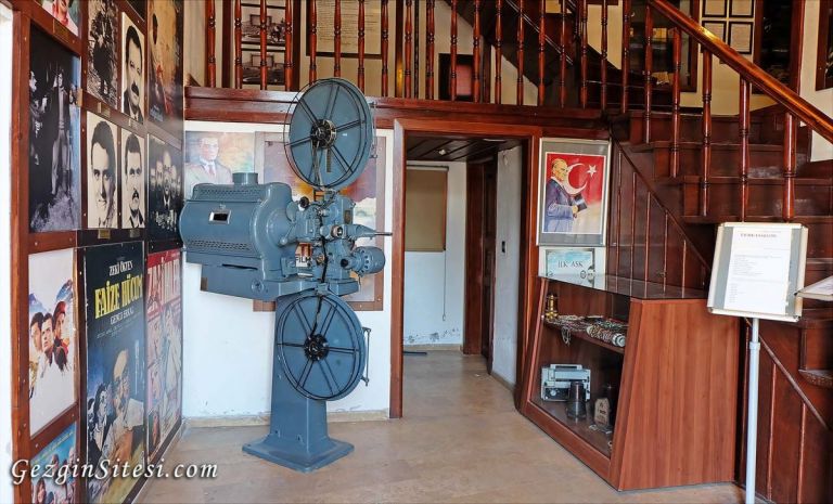 Adana Sinema Müzesi 1. Fotoğraf