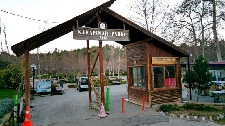 This is Karaisaly Karapınar Park. 3. Fotoğraf