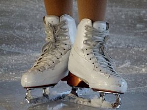 İzmir Büyükşehir Belediyesi Buz Sporları Salonu