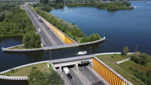 This is Aquaduct Veluwemeer