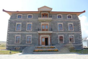 The Wilderness Lake Mansion