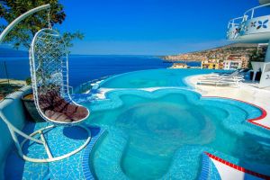 Bougainville Bay Hotel
