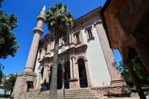 Çınarlı Cami