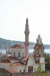 Saatli Cami