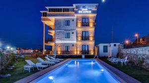 Balkonak Otel