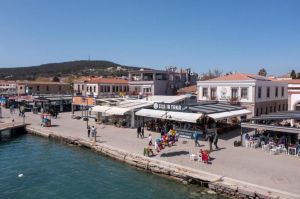 This is Cunda Taka Cafe