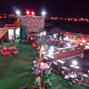 Eyfel Cafe & Restaurant