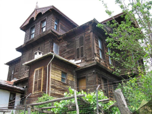 Armutçular Konağı