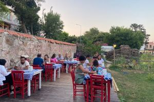 This is Ida Restaurant