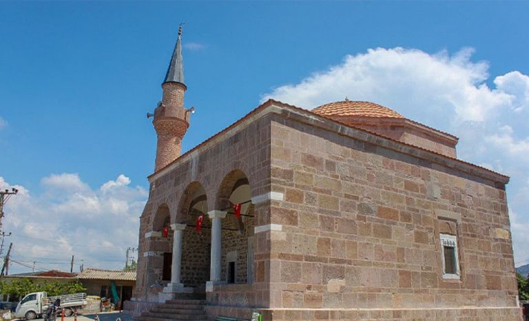 Kemallı Köyü Aslıhanbey Camii ve Hamamı 1. Fotoğraf
