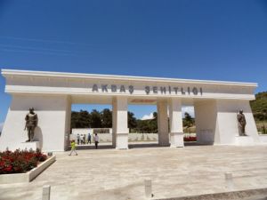 Akbaş Şehitliği ve Anıtı