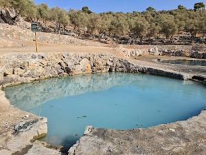 It 's a sulfur bath .