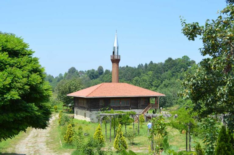Hemşin Köyü Cami 2. Fotoğraf