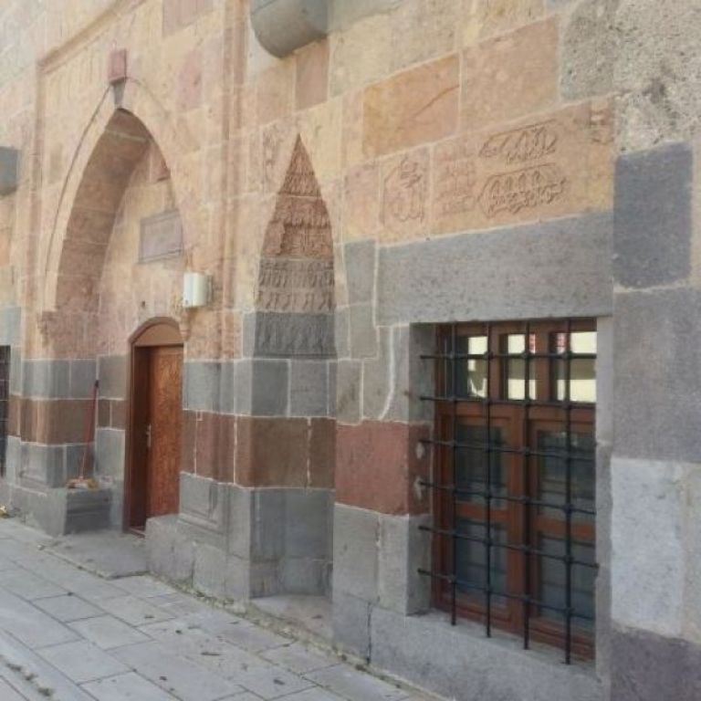 Arslan Paşa Cami 2. Fotoğraf