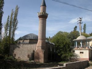 Behramşah Camii