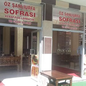 This is Oz Şanlıurfa Lahmacun