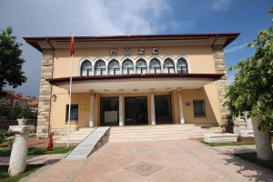 The Yalvaç Museum