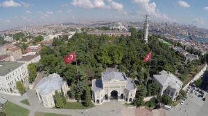 İstanbul Üniversitesi