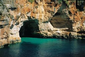 Güvercinlik Deniz Mağarası