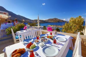 Zinbad Hotel and Indian Restaurant