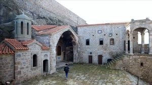 Kızlar ve Erkekler Manastırı