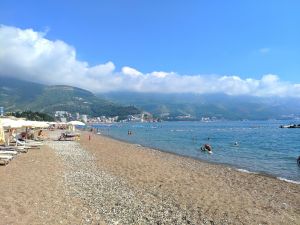 Plaža Bečići (Becici Plajı)