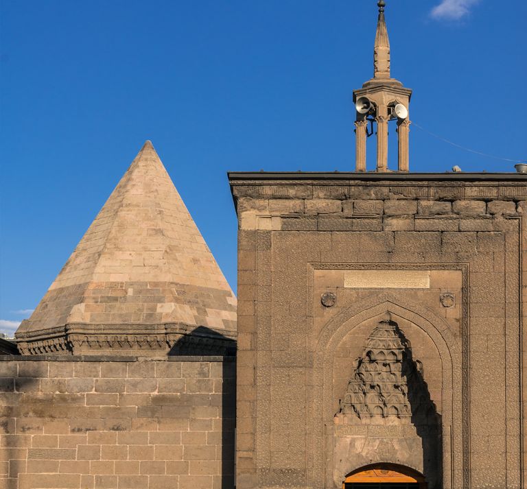 Kayseri Hunat Hatun Camii ve Külliyesi 6. Fotoğraf