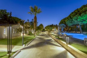 The Risus Garden Marina Hotel