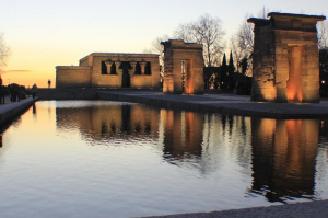 Debod Tapınağı