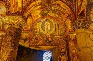 Karanlık Kilise