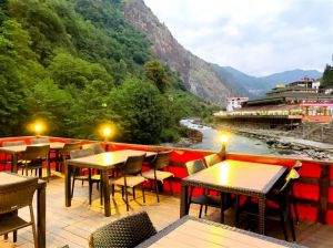 The Fountain Boutique Hotel and Rafting