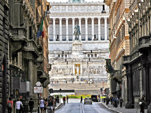 This is Via del Corso