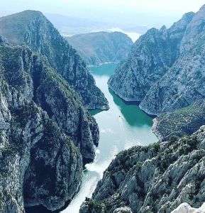 A boat ride in the Shahinkaya Canyon