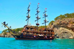 A boat tour of Alanya
