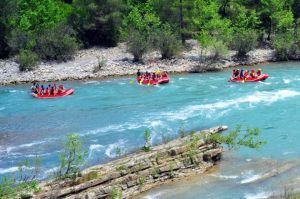 Bridge canyon rafting