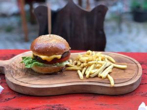 Manşet Steak & Burger House