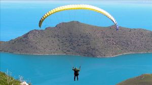 The sliding parachute van