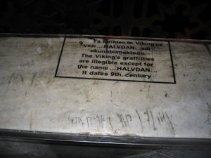 Ayasofya'daki Viking Rünleri
